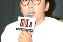 ‘SNL 8’ 탁재훈, “선을 넘지는 않고 잘 타겠다”