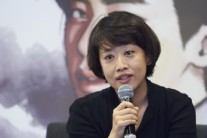 ‘W’ 송재정 작가, “과대평가, 감사해… 시청률 항상 염두에 두지만 어려워”