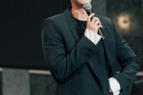 이종석, 환호와 설렘 감동 뒤섞인 일본 팬미팅