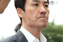 “엄태웅 성폭행은 무혐의, 성매매 혐의는 인정된다”
