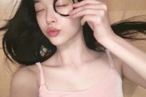 설리 깜짝 ‘착시’ 의상…청순 민낯 공개