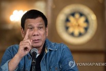 두테르테 ‘필리핀경관 한인살해’에 당혹…”부패경찰 정화하겠다”