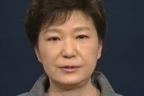 유시민 “박근혜 분하고 억울해서 운 것, 잘못 없다고 생각”