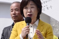 심상정 “여성 정치인도 아내가 필요하다”…남편 전업주부