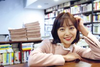 ‘힙합처럼’ 나만의 스타일…풋풋한 중견배우 김가은