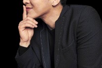 조정석 “극중 인물 연구작업은 즐거운 스트레스죠”