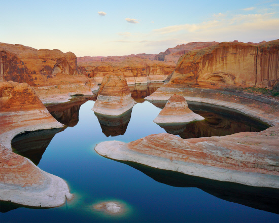 Reflection Canyon