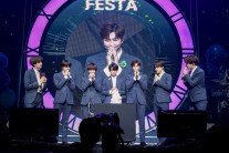 방탄소년단, 데뷔 5주년 페스타 프롬 파티..V라이브 통해 전세계 생중계