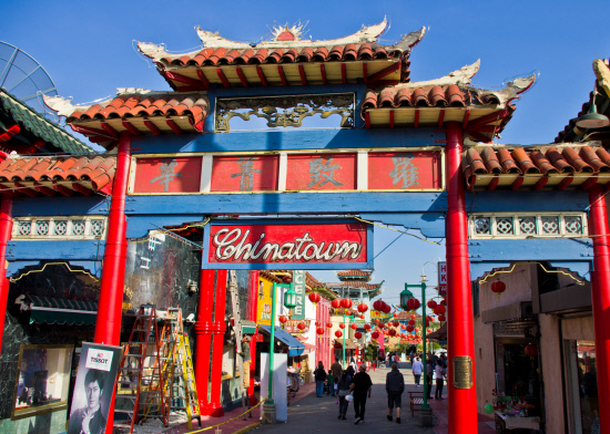 Chinatown_gate,_Los_Angeles