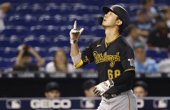 BASEBALL-MLB-MIA-PIT/ <YONHAP NO-1864> (USA TODAY Sports)