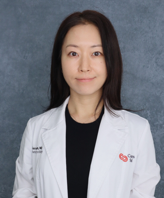 Dr. Sarah Kim 인물사진