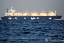 미국 “후티 미사일 격추”, 전쟁터 된 홍해…글로벌 물류망 대혼란