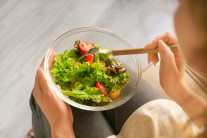 [리얼푸드]나이들수록 챙겨야 하는 ‘미량 영양소’…채소는 얼만큼 먹어야 하나요?