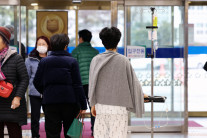 현직의사·예비의사, 1만7천명 의료현장 떠났다… 대한민국 의료 ‘마비’