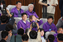 “하루 만에 될 일을”…참사 551일 만에 이태원 특별법 국회 통과