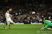 맨시티, 토트넘 2-0 완파하고 EPL 우승 눈앞