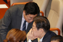 민주당 “이재명 포함 139명 통신 사찰…대통령 입장 밝혀야”