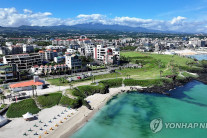 “제주에 중국인 운전을 허하라”…관광객 줄자 렌터카 풀어달라는 제주