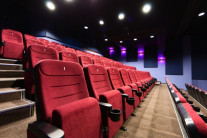 “14만원→5천원, 주가 충격적 추락” …CJ CGV 결국 ‘희망퇴직’ 단행