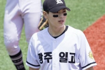 광주일고 김성준, 텍사스 레인저스 입단…”5년 뒤 MLB 데뷔 목표”