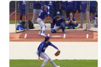 오타니 2년 10개월만에 타자 상대 라이브 피칭…김혜성 ‘훈련 파트너’