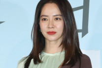 진짜 ‘억만장자’ 등극?…배우 송지효, 속옷 매출 김종국 덕에 ‘대박’나나