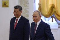 푸틴·시진핑, 전승절 밀착 회담…“신나치·패권주의 맞서 공동 대응”