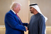 UAE “미국에 10년간 1조4000억달러 투자”…트럼프는 “백악관 초청”