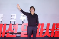 60대 ‘톰 아저씨’ 또 통했다…‘미션 임파서블8’ 올 최고 개봉일 성적