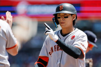 이정후, 3경기 만에 멀티히트…7경기 연속안타 행진