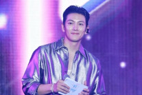 지창욱, 첫 공연 MC 도전 성공적…‘2025 ALL LOUD KT POP’ 진행 맹활약