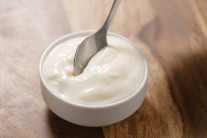 [리얼푸드] 입 냄새 고민? 아침에 ‘이것’ 먹으면 효과