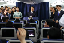 이 대통령 ‘취임 30일’ 기자회견…신속·디테일 소통방식 ‘주목’ [이런정치]