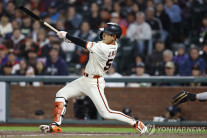 이정후, 유니폼 판매 MLB 전체 17위…커쇼보다 많이 팔렸다