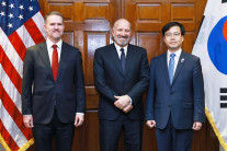 WSJ “미국, 한국의 규제에 분노”…한미협상서 ‘디지털교역’ 쟁점된 듯