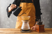 중년 여성, 하루 세 컵의 커피 섭취 ‘건강 노화’에 기여