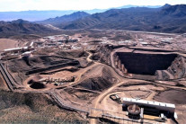 불붙은 희토류 확보전…중국, 해외 광산까지 잇달아 사들인다