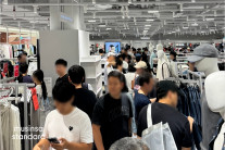 불황도 비껴갔다…온·오프라인 쌍끌이하는 ‘올무다’