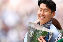 손흥민은 떠날까 남을까…펄펄 끓던 이적설에 미묘한 온도 변화가 생겼다