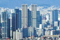 공장 빼곡하던 성수는 어떻게 ‘힙한 부자동네’가 됐나