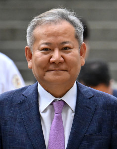 12·3 비상계엄 당시 ‘언론사 단전·단수’ 지시 의혹을 받는 이상민 전 행정안전부 장관이 31일 오후 서울 서초구 서울중앙지법에서 열린 구속 전 피의자 심문(영장실질심사)에 출석하고 있다. 임세준 기자