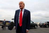 트럼프 “관세 협상, 다음 달 1일까지 거의 모든 거래 마무리”