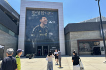 [화보] 손흥민 LAFC 입단한 날…LA는 온통 환영 일색