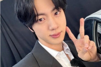 BTS 진, 미국 투어 마무리…또 한국가수 관객 신기록 세웠다
