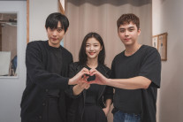 ‘도깨비’ 감독이 그린 ‘잔혹한’ 멜로 서스펜스…티빙 ‘친애하는 X’