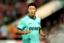 손흥민 이어 황희찬도?…‘한국인 EPL 20년’ 끊길 위기