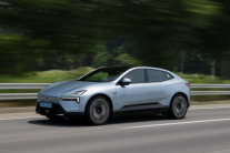 볼보 이어 폴스타도 ‘이상순·이효리 효과’ 누릴까 [여車저車]