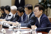 “R&D 예산 35.3조원…역대 최대” 이 대통령 과학기술자문회의 주재