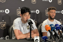 손흥민 “팬들 응원 대단…실망시킨 것 같아 속상해”