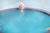 클룩 “케데헌 열풍에 K팝 클래스, 찜질방 체험 급증”